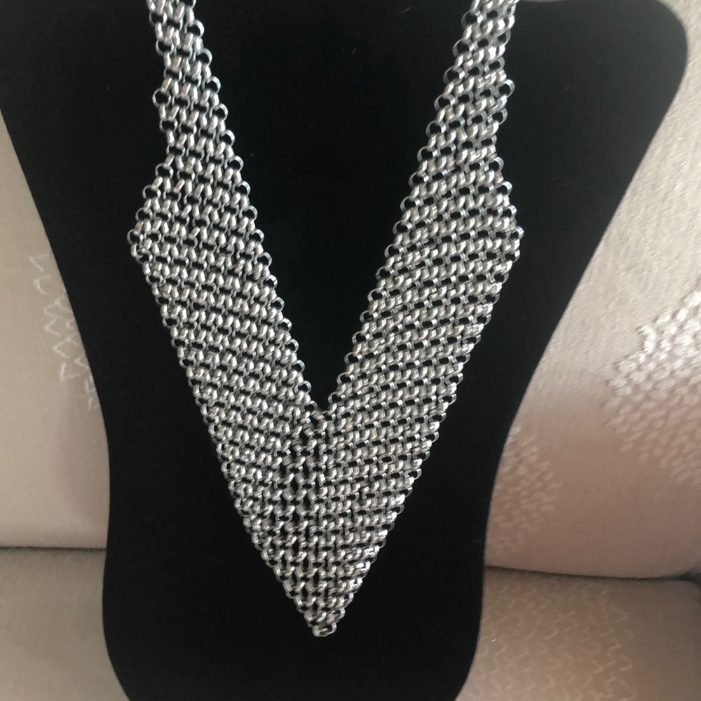 Silver chain bib statement necklace NWOT